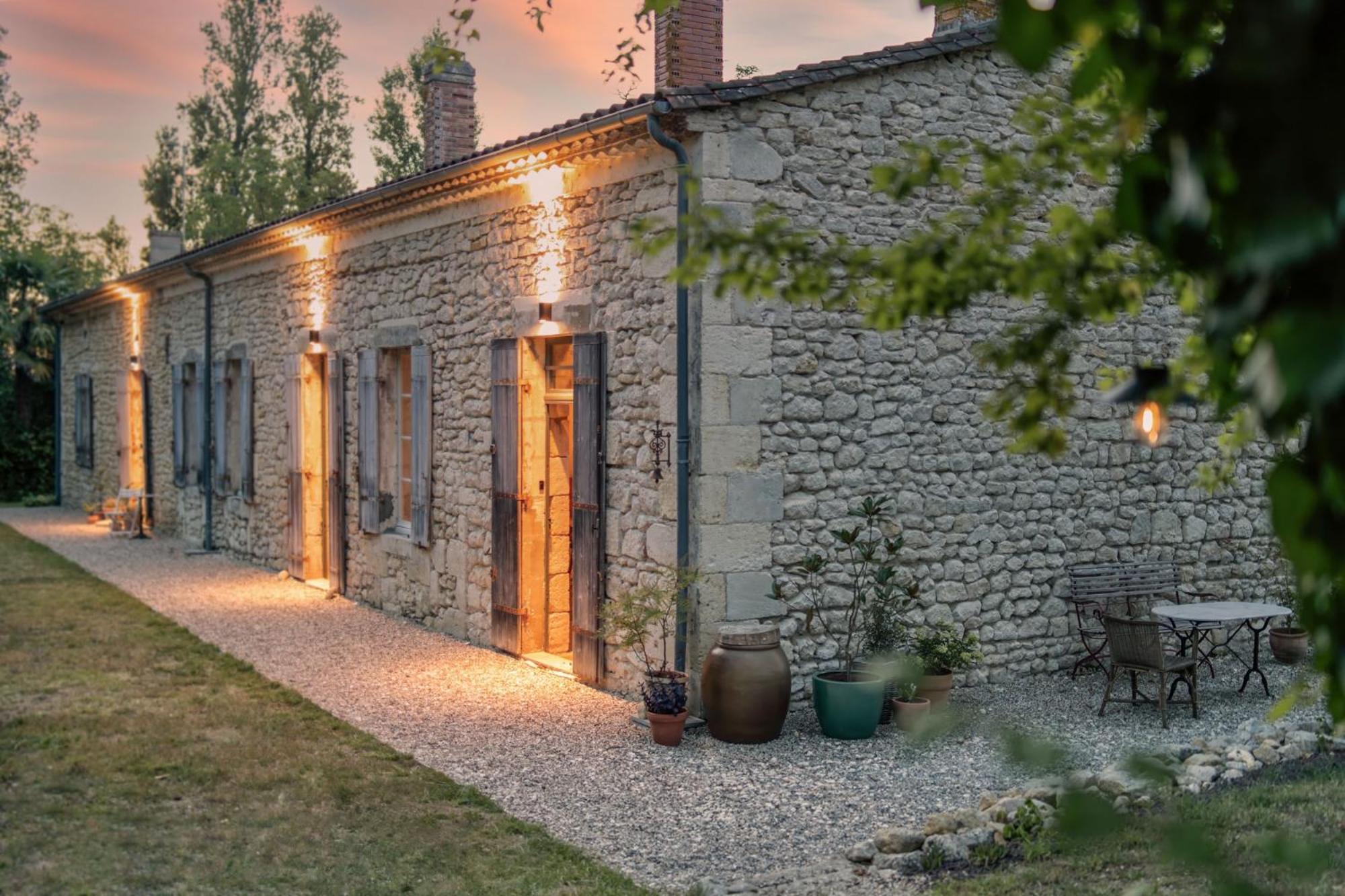 Vertheuil-en-Médoc La Nuit & Le Jour Bed & Breakfast エクステリア 写真
